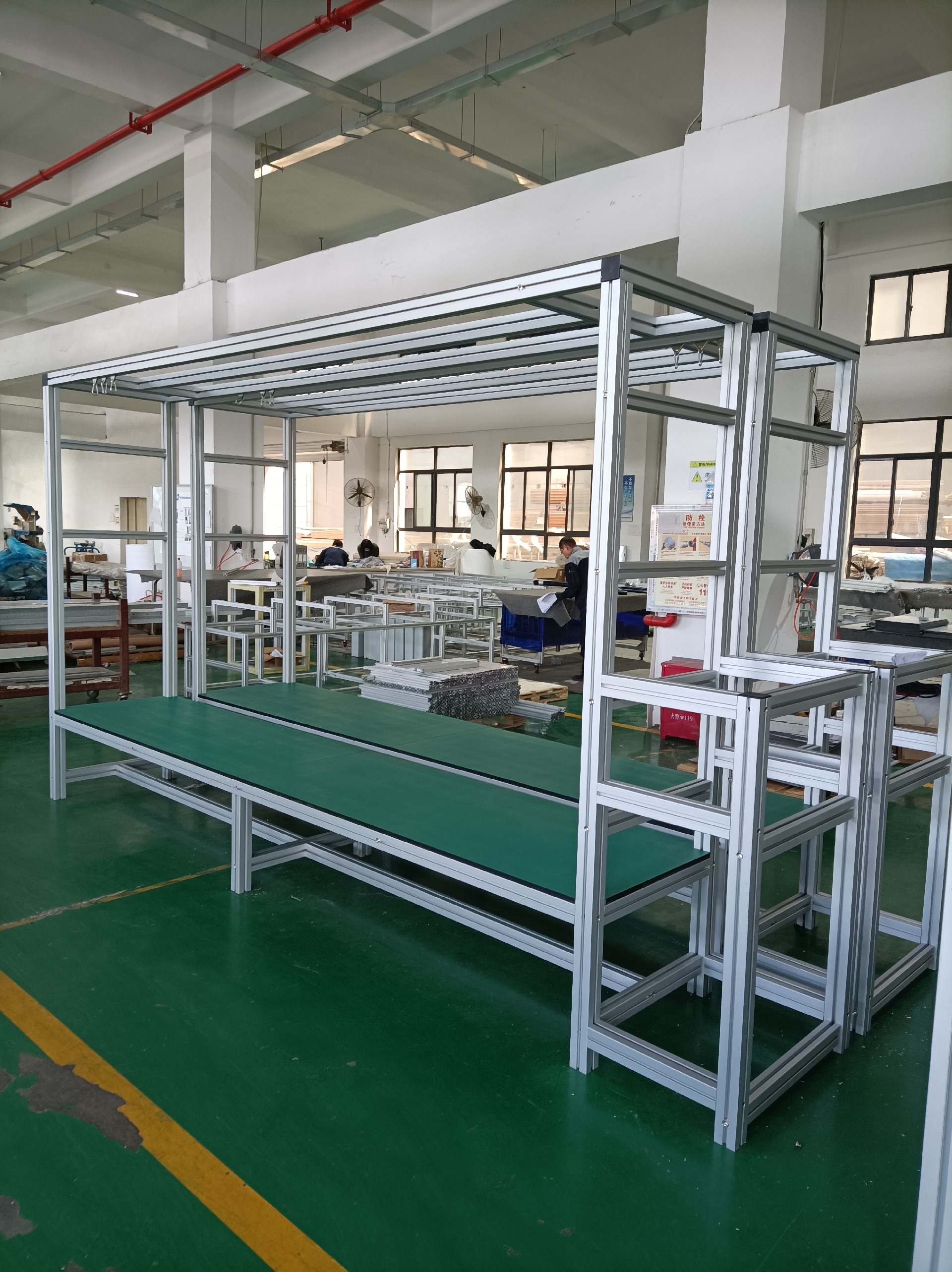 鋁型材插接箱工作臺(tái) 鋁型材插接箱工作臺(tái)