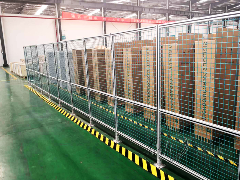 汽車(chē)生產(chǎn)線(xiàn)圍欄 汽車(chē)生產(chǎn)線(xiàn)圍欄