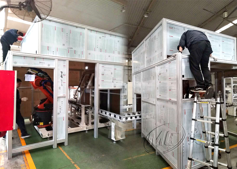 鋁型材機(jī)器人設(shè)備防護(hù)罩 鋁型材機(jī)器人設(shè)備防護(hù)罩