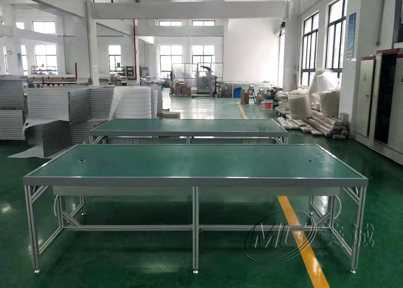 工廠防靜電工作臺(tái) 工廠防靜電工作臺(tái)