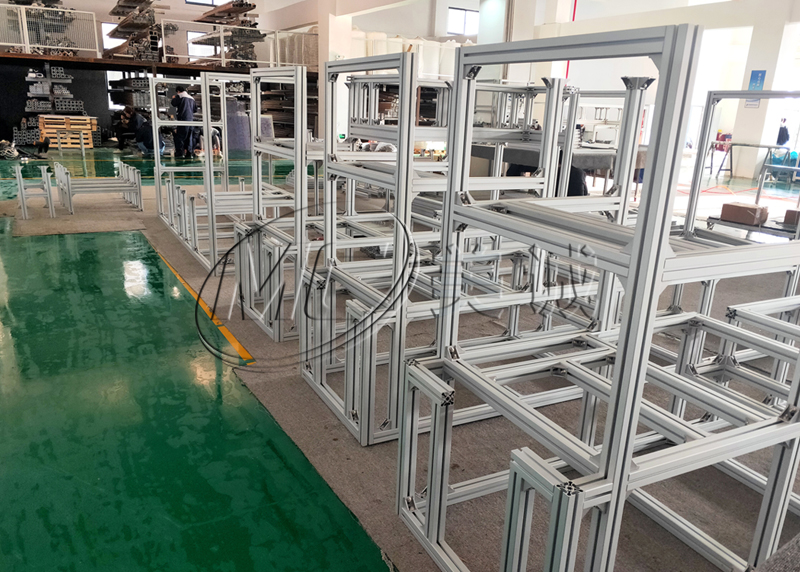 熔噴布鋁型材機(jī)架 熔噴布鋁型材機(jī)架